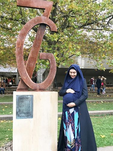 Foto: Inspirasi Hijab dari 6 Selebriti Indonesia yang sedang Hamil