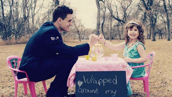 Romantis! Saat Ayah dan Putrinya Nge-date