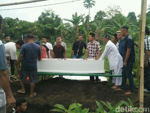 Tewas Gantung Diri di Kapal, Serda Wowok Dimakamkan di Sleman