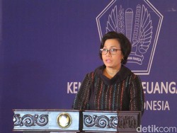 Pandangan Sri Mulyani Soal Masyarakat yang Malas Belanja