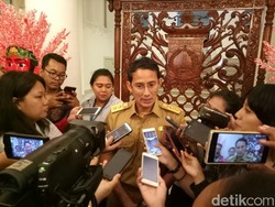 Bikin Sayembara, Sandiaga Cari Pantofel untuk Lari dan Blusukan