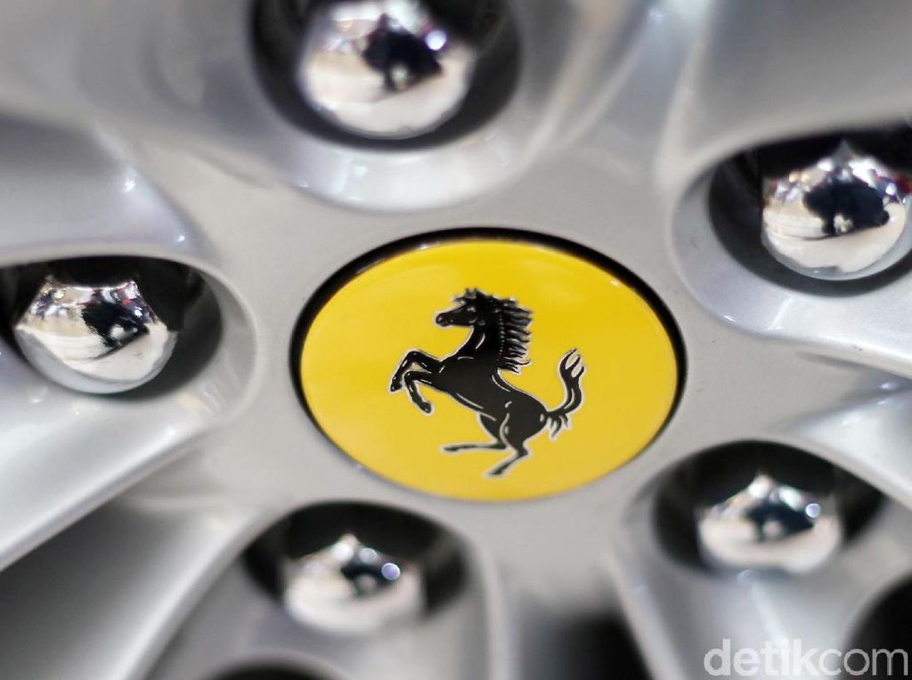 Penjualan Ferrari Ngebut Gara-gara Portofino dan 812 Superfast Penjualan Ferrari Ngebut Gara-gara Portofino dan 812 Superfast