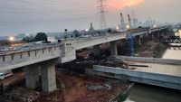 Penampakan Terkini Tol Becakayu yang Diresmikan Jokowi Bulan Depan