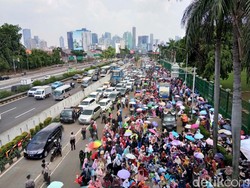 Massa Aksi Terus Berdatangan, Ini Pantauan dari Lensa Drone
