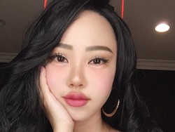 Tren Kulit Sebening Kaca, Wanita Ini Beberkan Tips Perawatan yang Jadi Viral