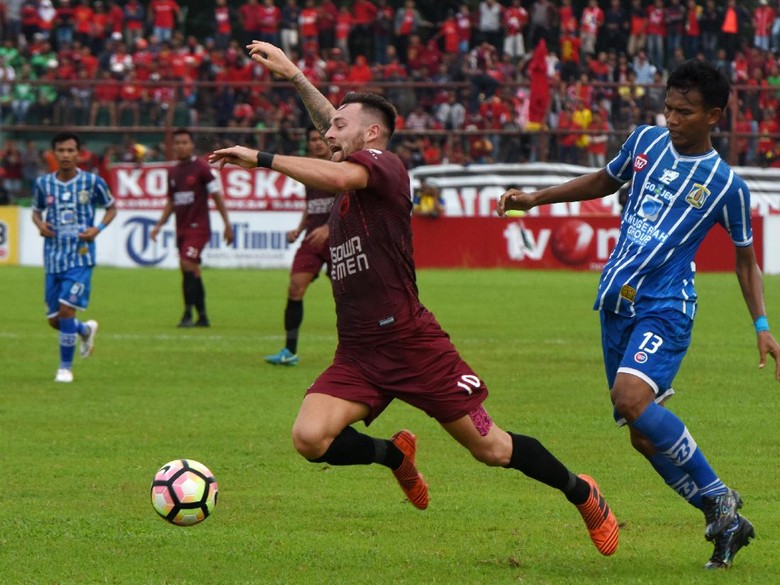 Kalahkan Persiba Balikpapan, PSM Puncaki Klasemen Liga 1