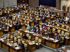 Ini 5 Fraksi di DPR yang Dukung Revisi UU Ormas