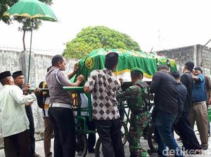 Begini Sosok Serda Wowok yang Tewas Gantung Diri di Mata Keluarga