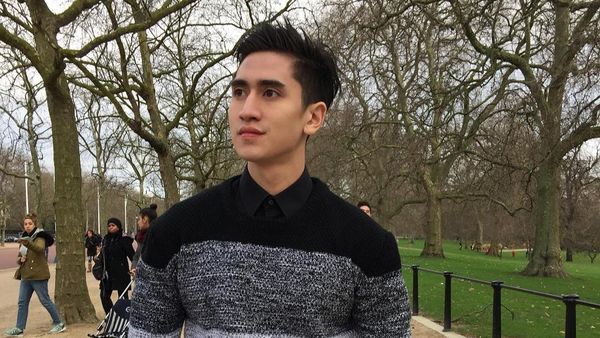 Potret Verrell Bramasta Saat Traveling