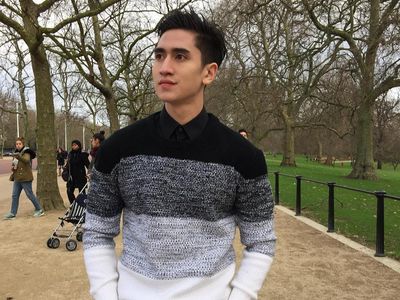 Potret Verrell Bramasta Saat Traveling