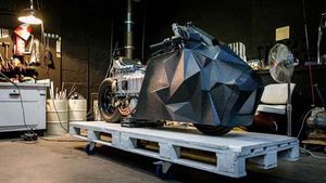 Skutik BMW untuk Batman