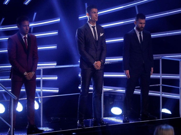 Neymar: Ronaldo Layak Jadi Pemain Terbaik Dunia