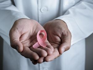 Berawal dari Batuk, Benjolan Kanker Ditemukan di Payudara Pria Ini