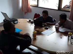 Panwaslu Panggil Ketua DPC PBB Brebes untuk Jelaskan Pencatutan PNS Panwaslu Panggil Ketua DPC PBB Brebes untuk Jelaskan Pencatutan PNS
