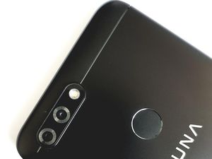 Ponsel 4 Kamera dari Luna Dibanderol dengan Harga Murah