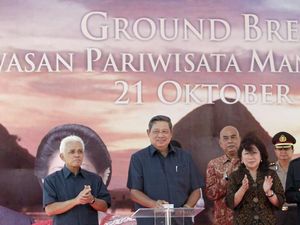 SBY Unggah Foto Saat Meresmikan Mandalika pada 2011