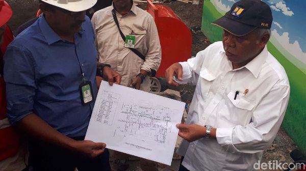 Yuk Lihat Proyek Drainase Istana yang Disidak Menteri PUPR