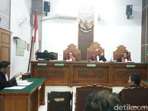 Tolak Eksepsi Aa Gatot, Jaksa Tegaskan Penetapan Tersangka Sah Tolak Eksepsi Aa Gatot, Jaksa Tegaskan Penetapan Tersangka Sah