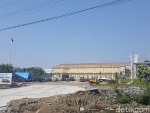 Warga Kota Batu Kecam Penebangan Pohon di Jatim Park 3