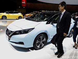 Mobil Bensin Masih Lebih Populer Ketimbang Mobil Listrik