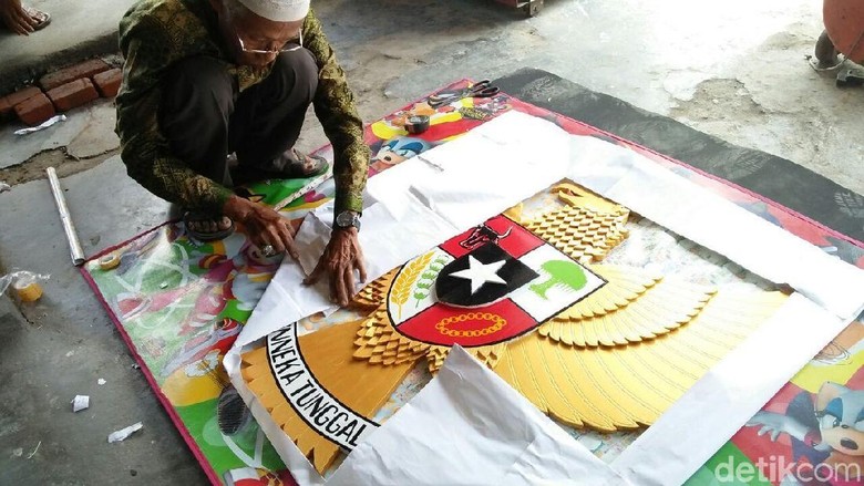 Melawan Peruncingan Ideologi Melawan Peruncingan Ideologi