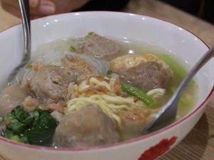 Nyamm! Gurih Kenyal Bakso Isi Telur Asin Ada di Bakso Samjoe Nyamm! Gurih Kenyal Bakso Isi Telur Asin Ada di Bakso Samjoe