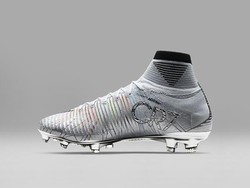 Karena Pemain Terbaik Butuh Sepatu Terbaik