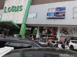 Ritel Berguguran, Mendag: Sekarang Pola Belanja Milenial Berbeda Ritel Berguguran, Mendag: Sekarang Pola Belanja Milenial Berbeda
