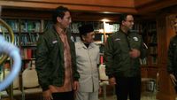 Foto: Jaket Bomber dari Habibie untuk Anies-Sandi