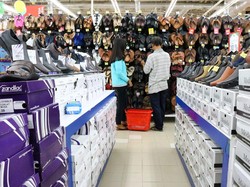 Sandal dan Sepatu Diskon Sampai 50% di Transmart Carrefour