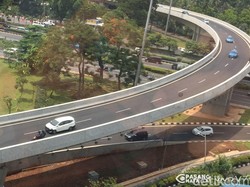 Polisi: Pemotor Jangan Naik Simpang Susun Semanggi, Bahaya!