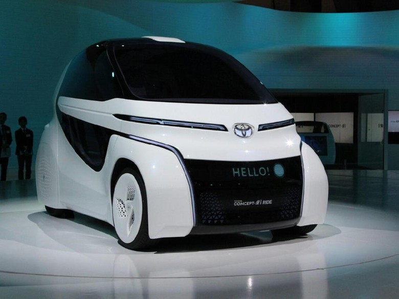 Toyota Concept-i Ride yang dikendarai dengan joystick. Foto: Rangga Rahadiansyah