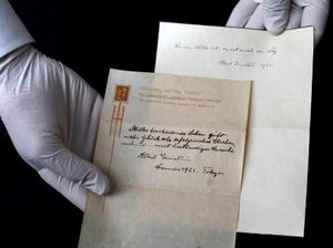 Begini Teori Hidup Bahagia dari Einstein yang Laku Rp 21 M Begini Teori Hidup Bahagia dari Einstein yang Laku Rp 21 M