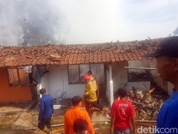 22 Kamar Kontrakan di Sukabumi Ludes Terbakar