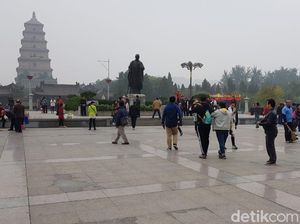 Pagoda Angsa Liar Raksasa di China, Bikin Ingat Kera Sakti