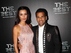 Canda Florentino Perez ke Dani Alves: Seharusnya Kamu Main di Madrid