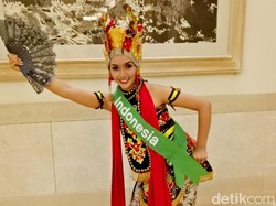 Tampilkan Tari Gandrung, Revindia Carina Sabet Miss Best Talent