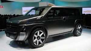 Crossover Rasa Mobil Van ala Toyota TJ Cruiser