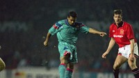 Striker Brasil, Romario, punya 20 gol dari 32 penampilan di Liga Champions bersama Barcelona dan PSV Eindhoven. (Getty Images)