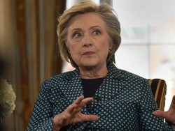 Harper Collins Terbitkan Buku Memoar Hillary Clinton