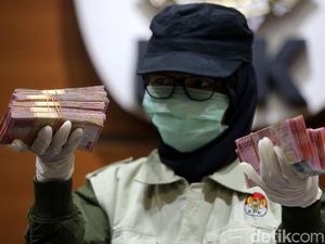 Dipimpin Basaria, Penyidik Perempuan KPK Bongkar Suap Bupati Nganjuk