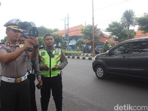 Awas! Terdeteksi Speed Gun, Pengedara Akan Ditindak Awas! Terdeteksi Speed Gun, Pengedara Akan Ditindak