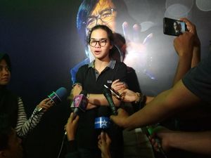 Keuntungan Jadi Anak Dhani, Dul: Bisa Ngerayu Cewek Pakai Lagu Ayah Keuntungan Jadi Anak Dhani, Dul: Bisa Ngerayu Cewek Pakai Lagu Ayah