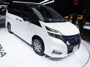 Nissan Siap Percantik Elgrand dan Serena