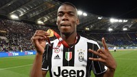 Juventus mendapatkan Paul Pogba secara gratis pada 2012. Empat tahun kemudian, Juventus menjual Pogba ke Manchester United seharga 105 juta euro, yang menjadi rekor transfer termahal kala itu. Foto: Giuseppe Bellini/Getty Images