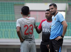 Ini Alasan Simon Batal Jadi Pelatih Indonesia Selection Vs Islandia Ini Alasan Simon Batal Jadi Pelatih Indonesia Selection Vs Islandia