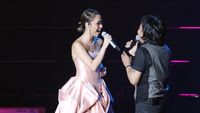 Melly Goeslaw hingga BCL Jadi Tamu di Konser Ari Lasso