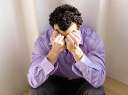 Sedih, Perawat Meninggal Sendirian di Rumah, Telepon Bantuan Tak Diangkat