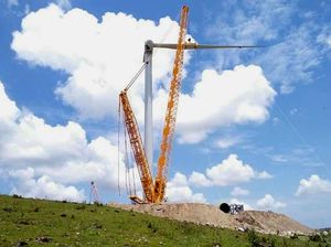 PLN Ajak Prancis Bikin Pembangkit Tenaga Angin dan Matahari Rp 4,5 T