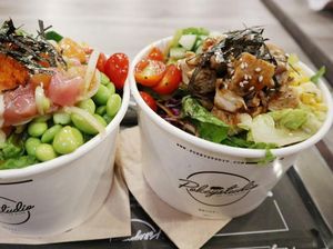 Pokey Studio: Nyamm! Segar Sehat Poke Bowl Tuna, Salmon dan Ayam Panggang